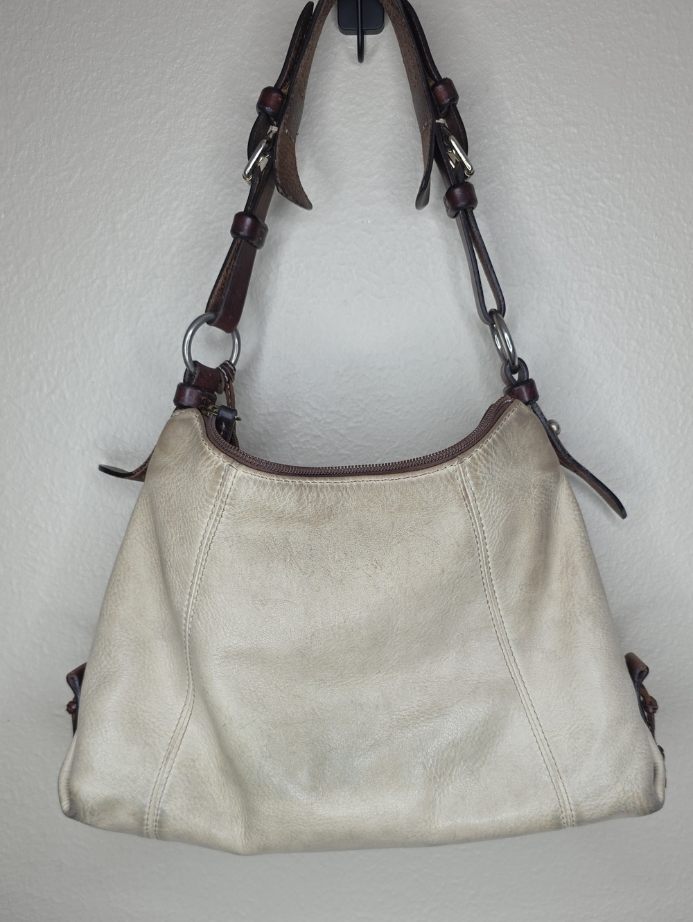 Dooney & Bourke Vintage Cream Hobo Shoulder Bag Medium Women Y2K Boho Luxury - Picture 9 of 17